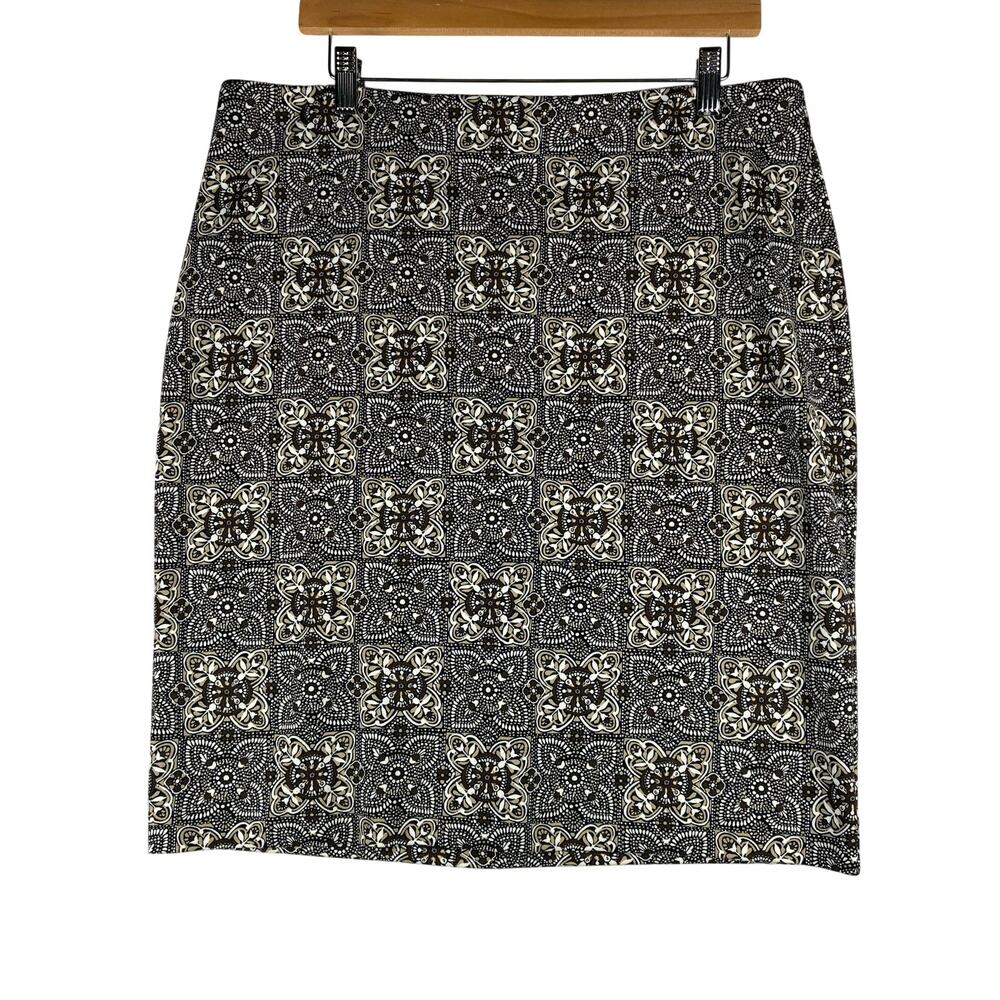 Talbots Stretchy Pencil Skirt Women’s 12 Black Beige Medallion Tile Mosaic NWOT